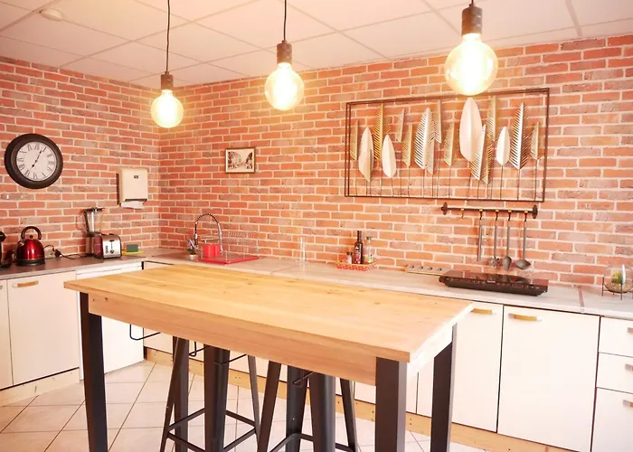 Hotel Du Berry - Loveroom Avec Sauna, Hammam, Jacuzzi Privatifs