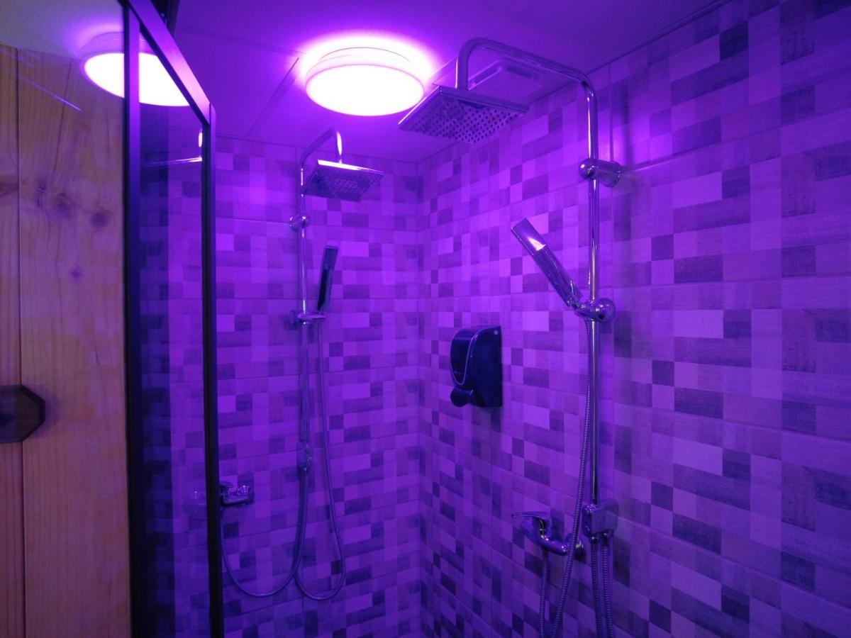 Du Berry - Loveroom Avec Sauna, Hammam, Jacuzzi Privatifs Apartment