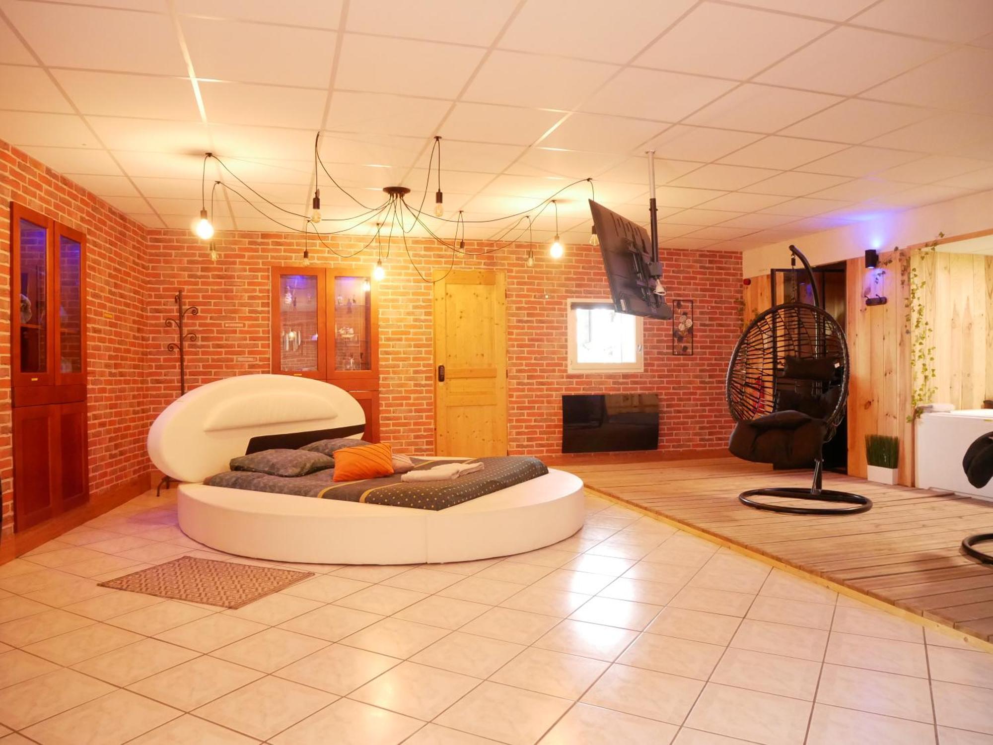 Du Berry - Loveroom Avec Sauna, Hammam, Jacuzzi Privatifs Apartment